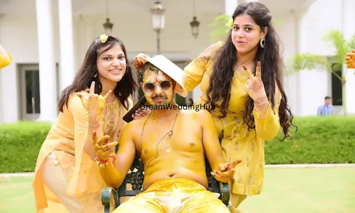 Nidhi Digital Photo Studio